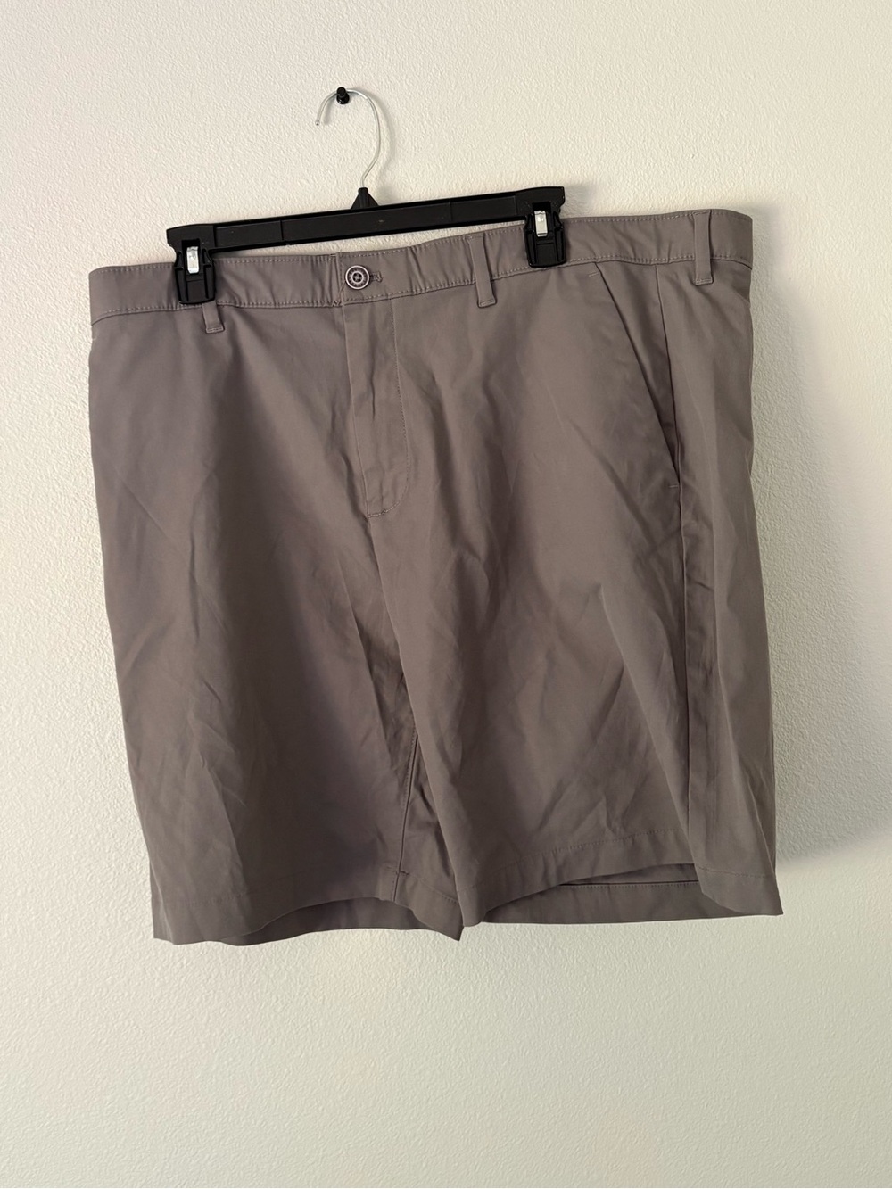 English Laundry Men's Gray Flat-Front Casual Shorts